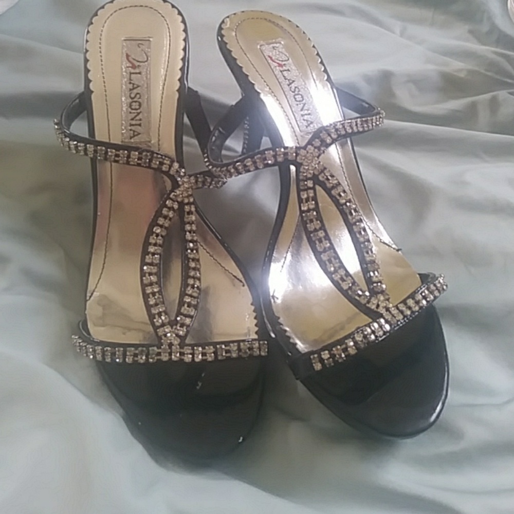 Black heels